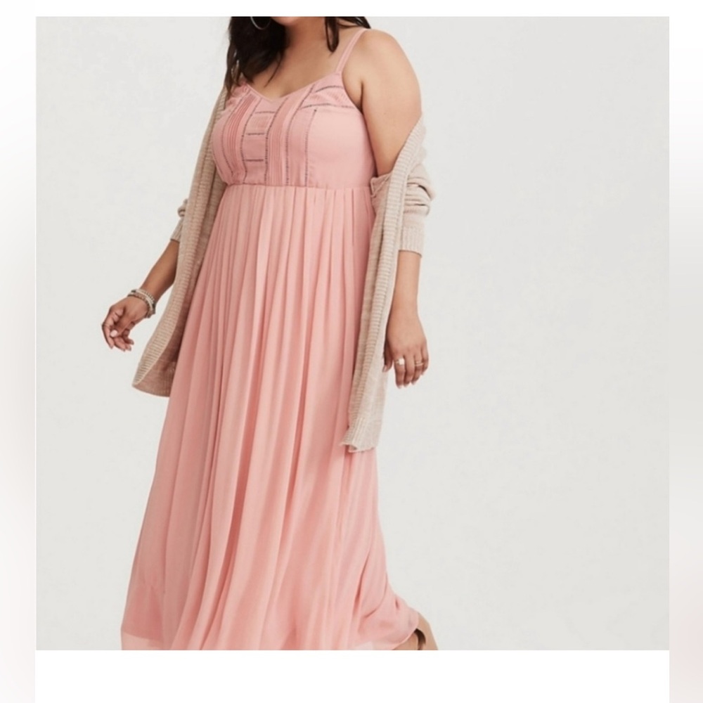 Torrid size 0 Elegant Blush Maxi Dress NWT